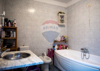 Bagno - Appartamento viale Vittorio Veneto
 
14, Rignano sull'Arno - foto 11