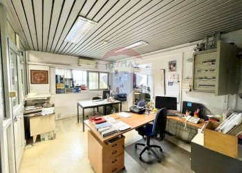 Ufficio - Capannone VIA GIUSEPPE DI VITTORIO
 
19, Firenze - foto 8