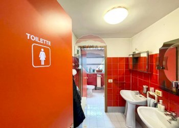 Bagno donne - Capannone VIA GIUSEPPE DI VITTORIO
 
19, Firenze - foto 22