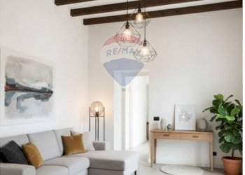 Soggiorno - Casa semi indipendente Via Argine Po
 
114, San Benedetto Po - foto 2