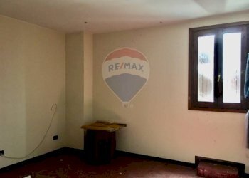 Stanza vuota - Casa semi indipendente Via Argine Po
 
114, San Benedetto Po - foto 17