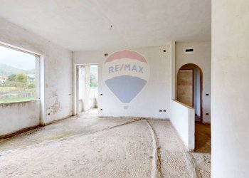 Stanza vuota - Villa a Schiera via Finestre, Castel Morrone - foto 6