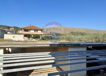 Balcone - Villa a Schiera via Finestre, Castel Morrone - foto 24