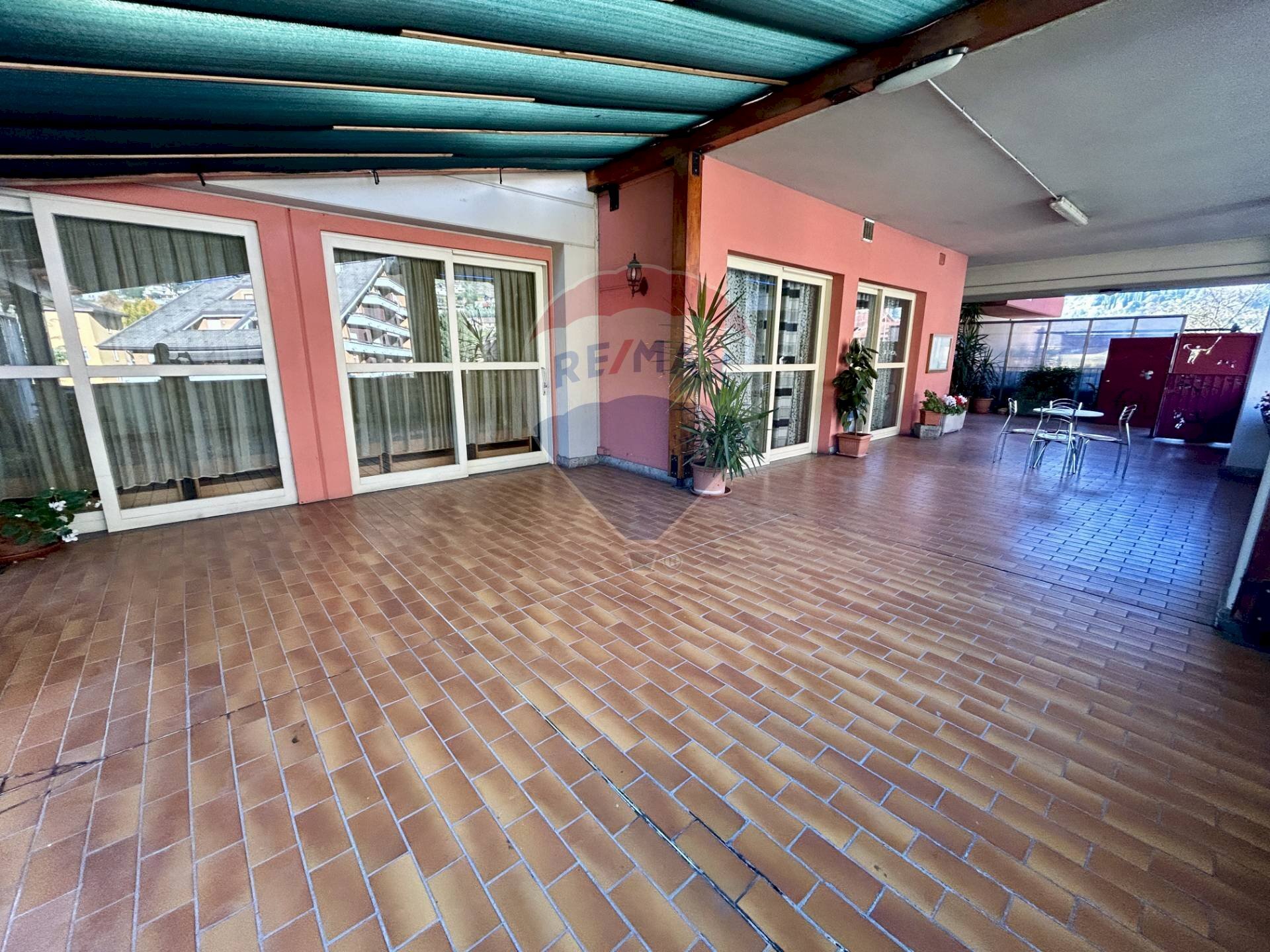 Terrazza - Commercial Premises via Fausto Cadeo
54, Darfo Boario Terme - photo 2