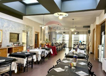 Sala da pranzo - Locale Commerciale Darfo Boario Terme - foto 7
