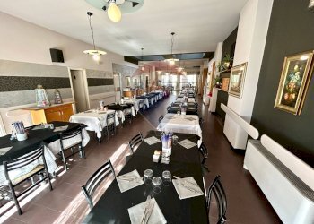 Sala da pranzo - Locale Commerciale Darfo Boario Terme - foto 11