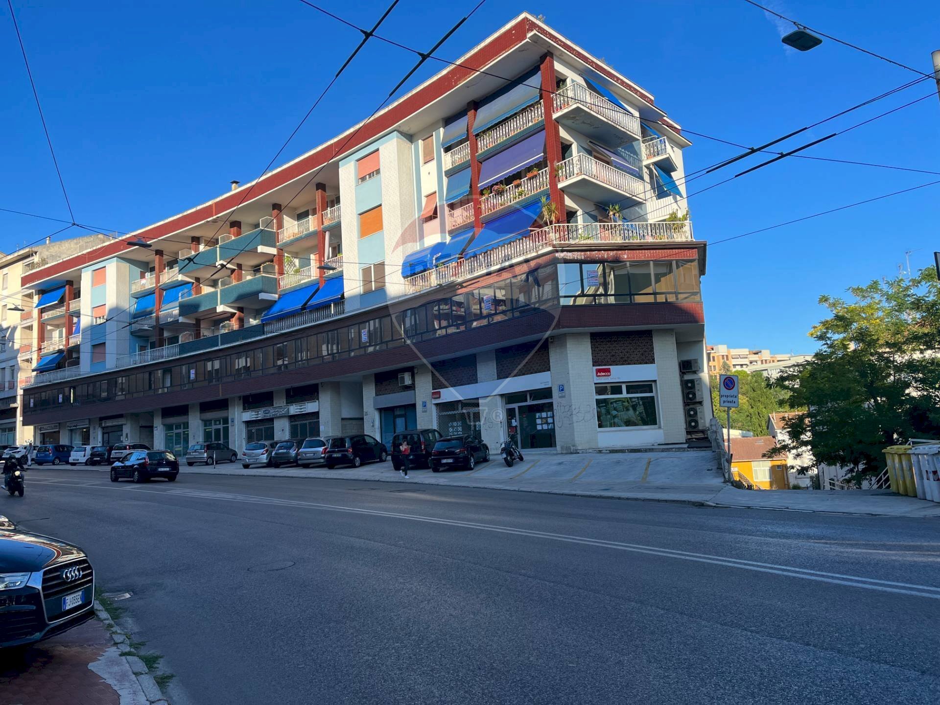 Edificio all\'aperto - Office Ancona - photo 2