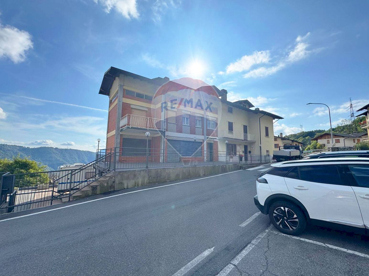 Edificio all\'aperto - Casa semi indipendente Dossena - foto 1