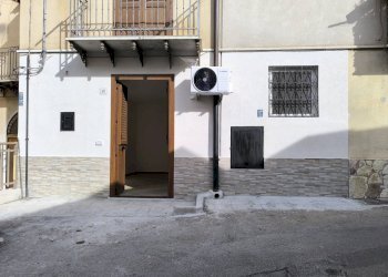 Foto 1 - Bilocale Salita Belmonte
 
40, Palermo - foto 1