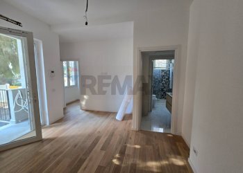 Hall / corridoio - Trilocale Via Matteo Civitali
 
47, Milano - foto 7