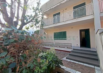 Foto 1 - Villa a Schiera VIA R. Bonghi, Caserta - foto 1