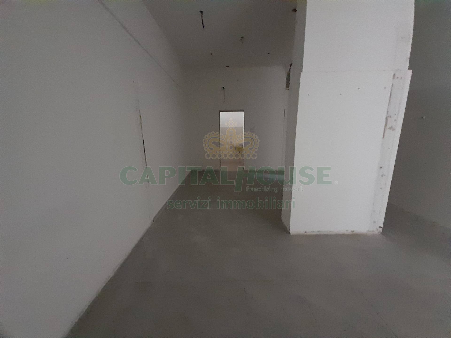 Foto 3 - Commercial Premises Via Marchesiello, Caserta - photo 3