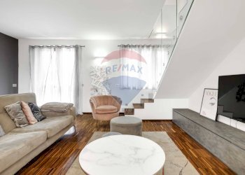 Soggiorno - Villa Bifamiliare VIA DI VITTORIO
 
29, Samarate - foto 9