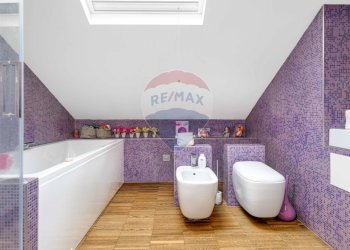 Bagno - Villa Bifamiliare VIA DI VITTORIO
 
29, Samarate - foto 16