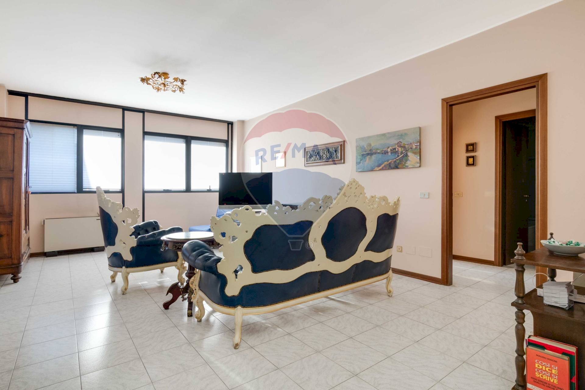 Camera / camera da letto - Ufficio via V. Veneto
8/A, Gallarate - foto 2