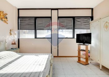 Camera / camera da letto - Ufficio via V. Veneto
8/A, Gallarate - foto 11