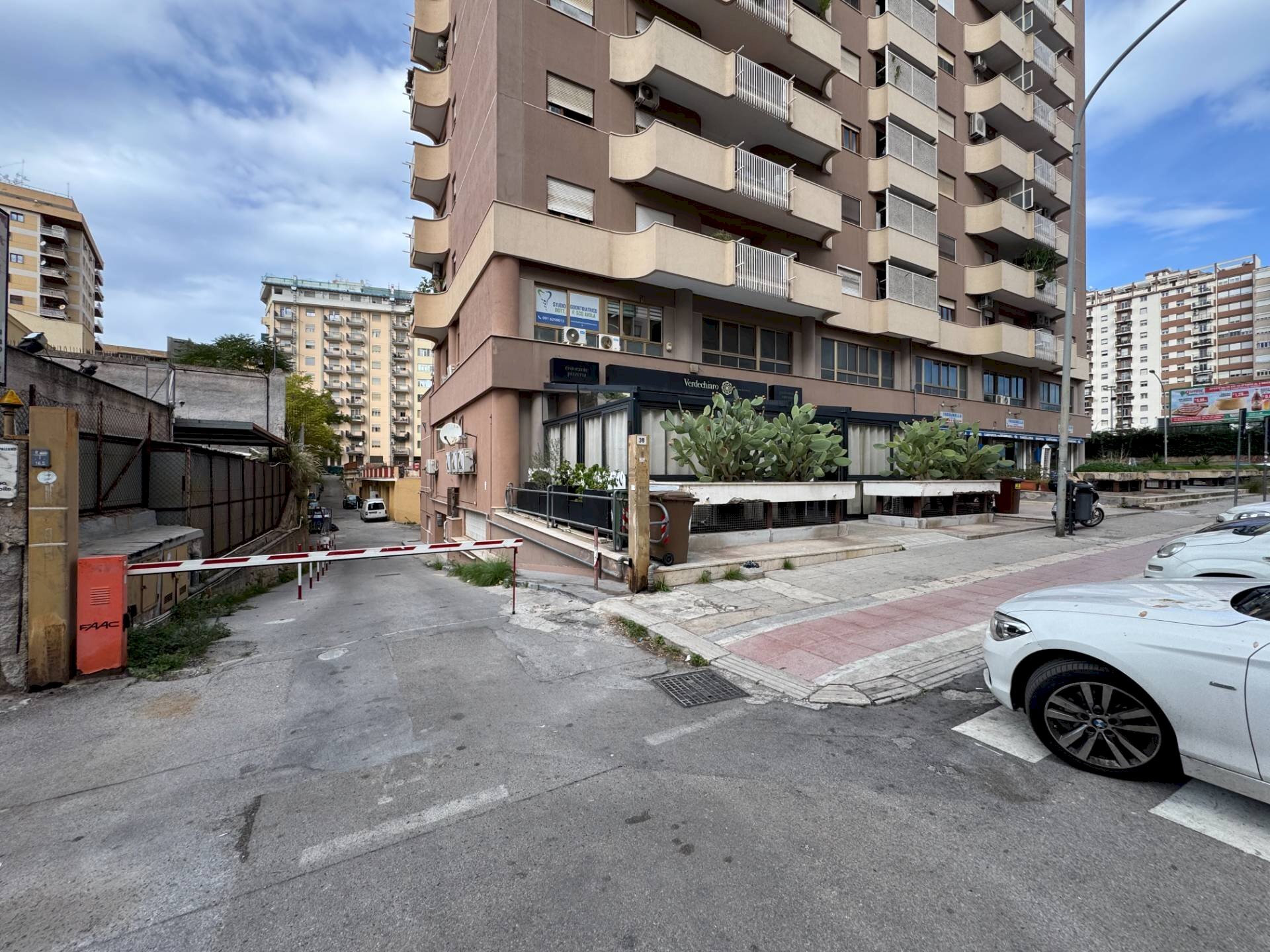 Foto 2 - Box Via Salvatore Puglisi
 
15, Palermo - foto 2