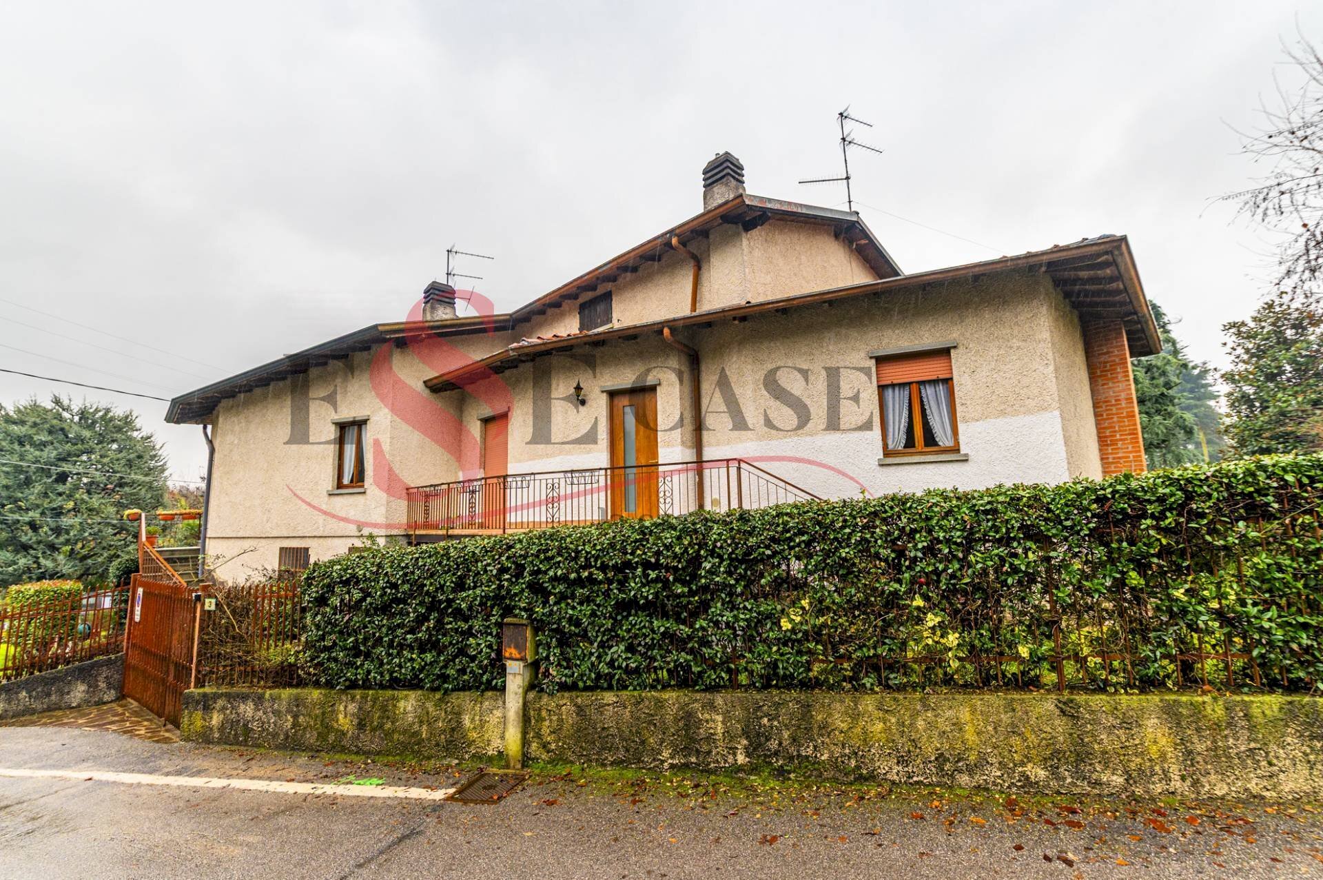 Foto 1 - Villa Via Santo Pezzotta
 
3, Scanzorosciate - foto 1