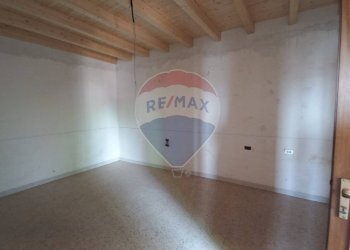 Stanza vuota - Trilocale garibaldi
 
16, Caronno Varesino - foto 10