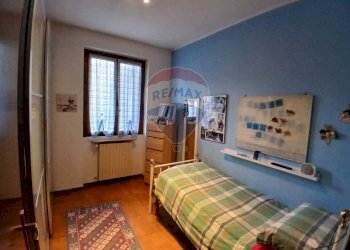Camera / camera da letto - Villa a Schiera via leoncavallo 4, Vergiate - foto 28