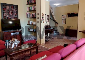 Soggiorno - Terraced Villa via leoncavallo 4
 
4, Vergiate - photo 14