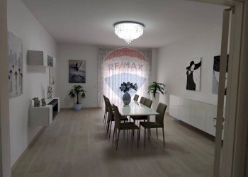 Sala da pranzo - Appartamento via Augusto Righi
 
6, Comiso - foto 1