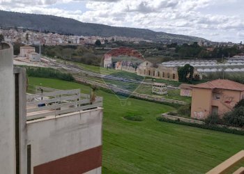 Vista delle montagne - Appartamento via Augusto Righi
 
6, Comiso - foto 5