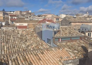 Edificio all\'aperto - Casa indipendente via terlato
 
14, Chiaramonte Gulfi - foto 31