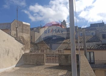 Edificio all\'aperto - Casa indipendente via terlato
 
14, Chiaramonte Gulfi - foto 42