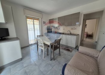 Sala da pranzo - Trilocale via Doberdò
 
34, Scicli - foto 3