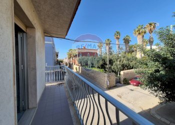 Balcone - Trilocale via Doberdò
 
34, Scicli - foto 18