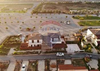 Casa all\'aperto - Villa contrada pistavecchia
 
snc, Campofelice di Roccella - foto 17