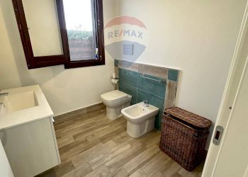 Bagno - Villa contrada pistavecchia
 
snc, Campofelice di Roccella - foto 27