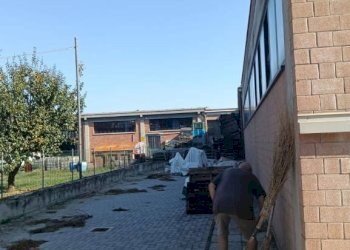 Cortile interno - Capannone via Marzabotto, Soliera - foto 3