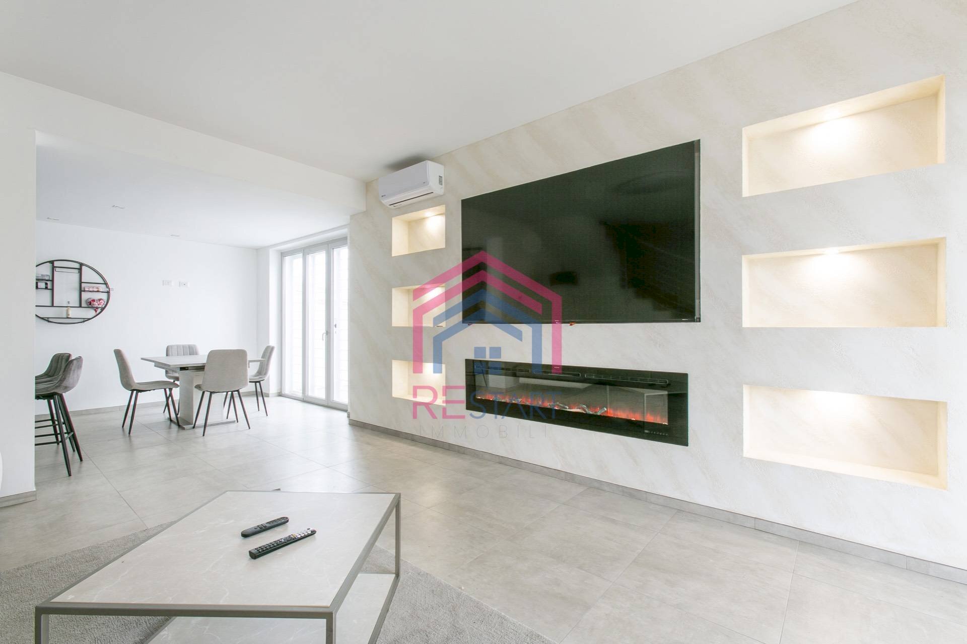 Foto 3 - Semi-detached house via viterbo
 
10, Anzio - photo 3