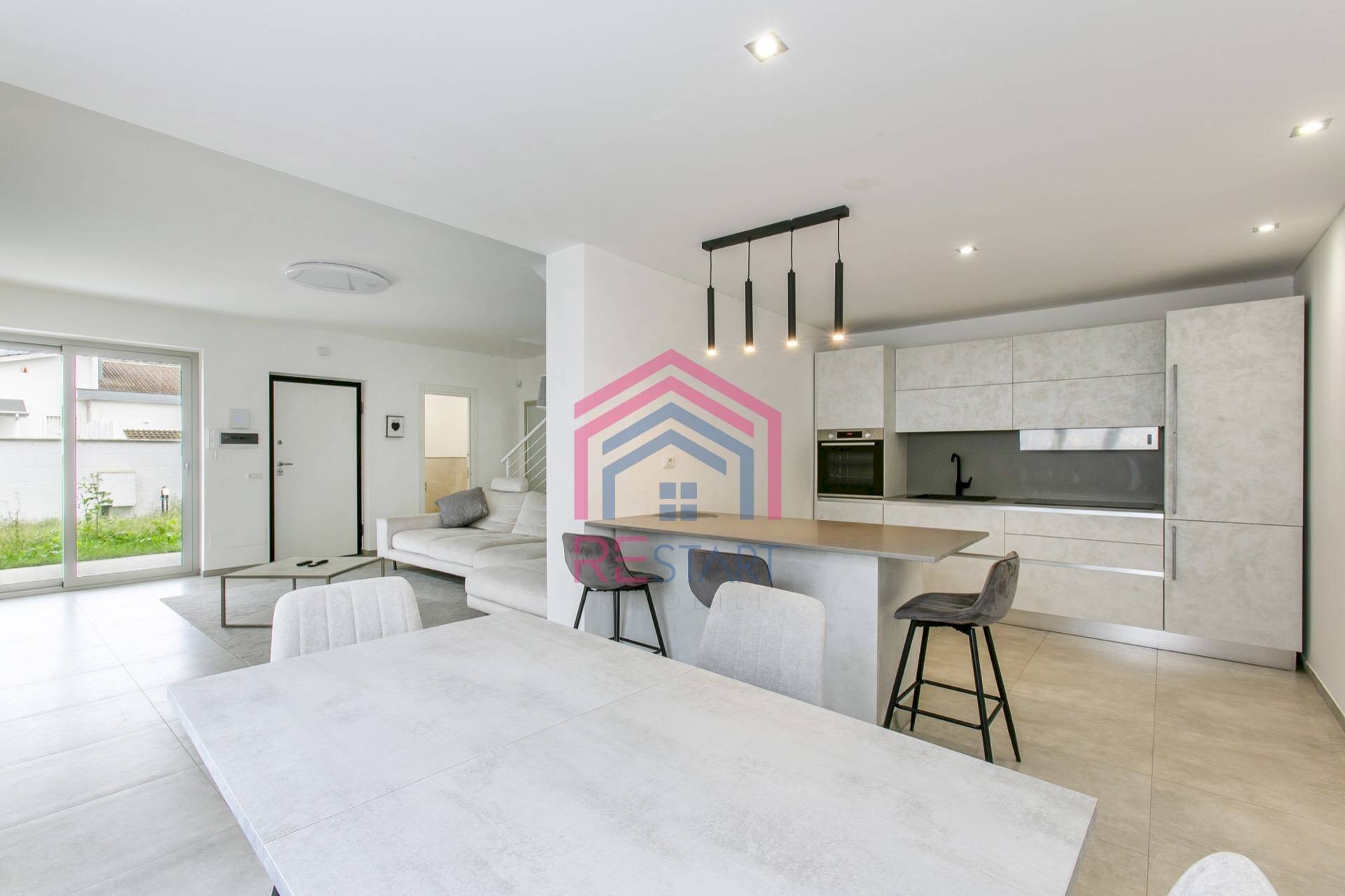 Foto 2 - Semi-detached house via viterbo
 
10, Anzio - photo 2