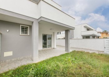 Foto 31 - Semi-detached house via viterbo
 
10, Anzio - photo 31