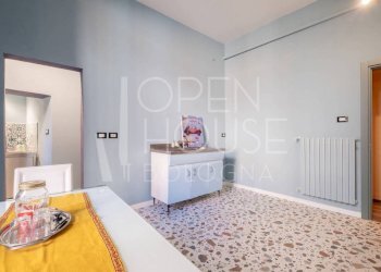 Camera da letto - Trilocale via delle Moline, 1, Bologna (zona Irnerio) - foto 16