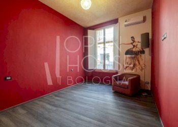 Camera da letto - Trilocale via delle Moline, 1, Bologna (zona Irnerio) - foto 23