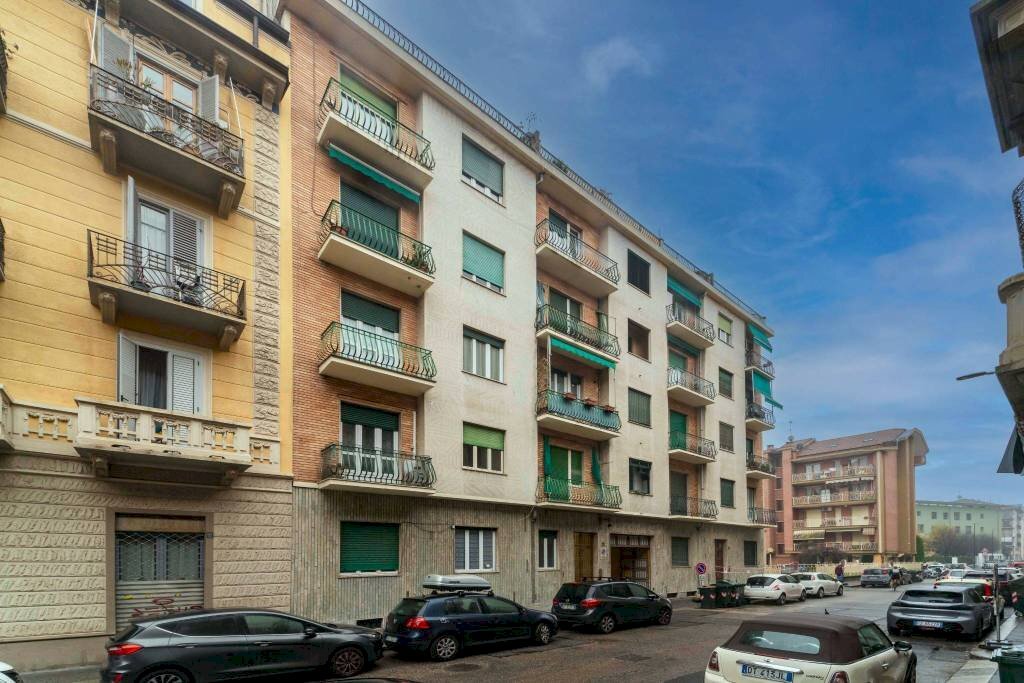 Facciata - Bilocale via Mongrando, 22, Torino (zona Vanchiglietta) - foto 1