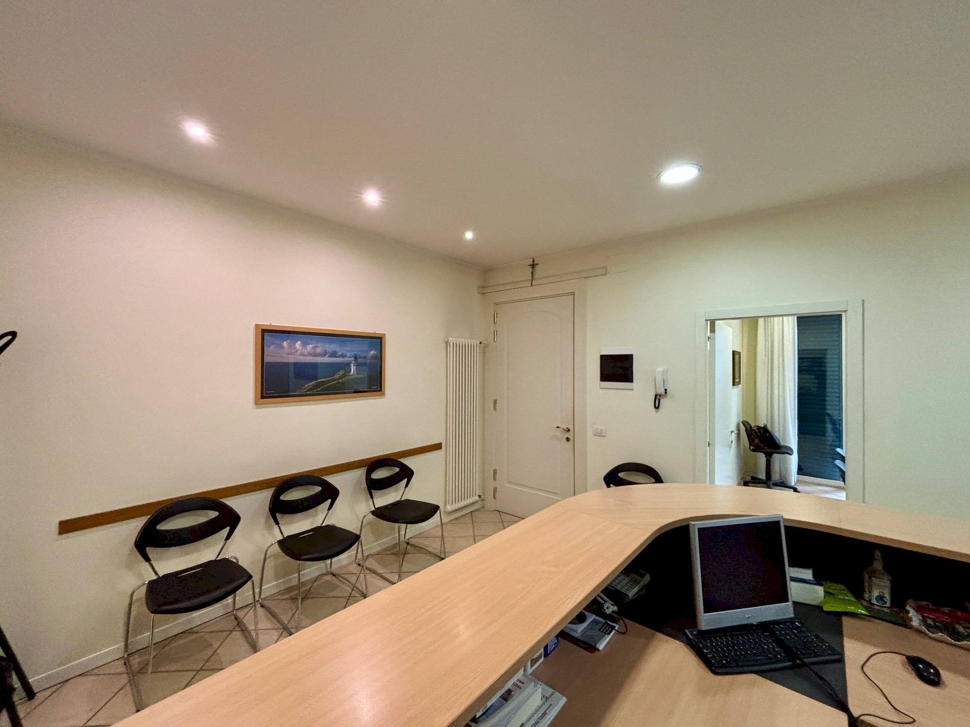 Foto 3 - Trilocale via monte san michele
 
46, San Benedetto del Tronto - foto 2