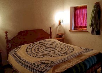 Camera da letto - Bilocale via Umberto I, 90, Fenestrelle - foto 16