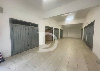 Foto 1 - Box Corso Vittorio Emanuele, Pescara - foto 1