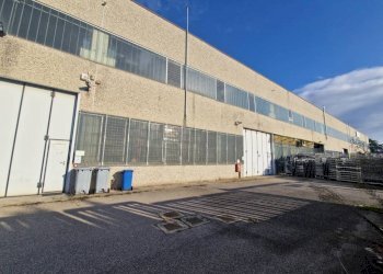 Facciata - Capannone via John Fitzgerald Kennedy, Cerro Maggiore - foto 22