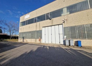 Facciata - Capannone via John Fitzgerald Kennedy, Cerro Maggiore - foto 23