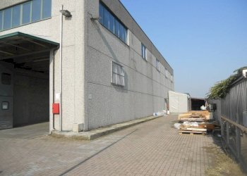 Facciata - Capannone via A. Chaniach, Pogliano Milanese - foto 2