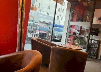 Locale - Pub - Enoteca - Wine Bar piazza EMANUELE FILIBERTO, 6/A, Torino (zona Centro) - foto 8