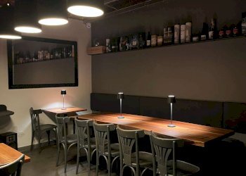 Locale - Pub - Enoteca - Wine Bar piazza EMANUELE FILIBERTO, 6/A, Torino (zona Centro) - foto 22