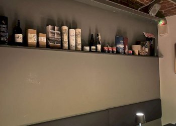 Locale - Pub - Enoteca - Wine Bar piazza EMANUELE FILIBERTO, 6/A, Torino (zona Centro) - foto 24