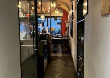 Locale - Pub - Enoteca - Wine Bar piazza EMANUELE FILIBERTO, 6/A, Torino (zona Centro) - foto 33